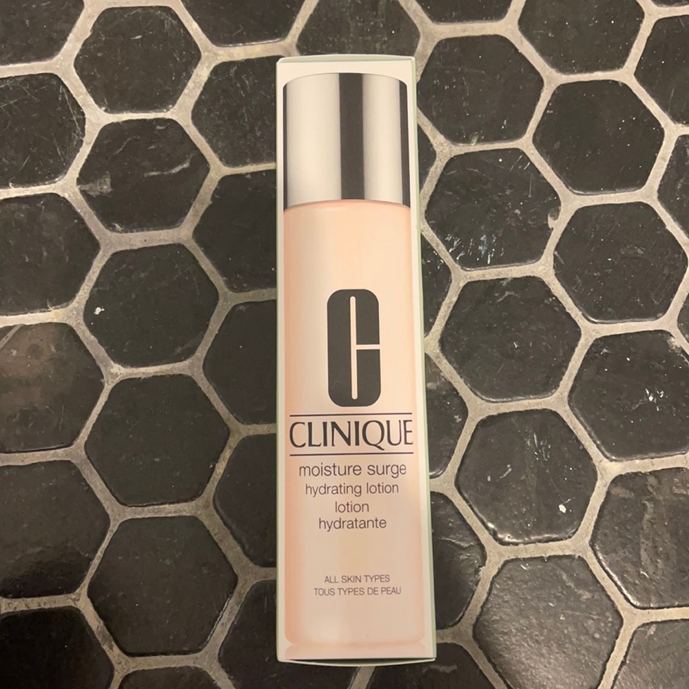 NEW CLINIQUE HYDRATING LOTION